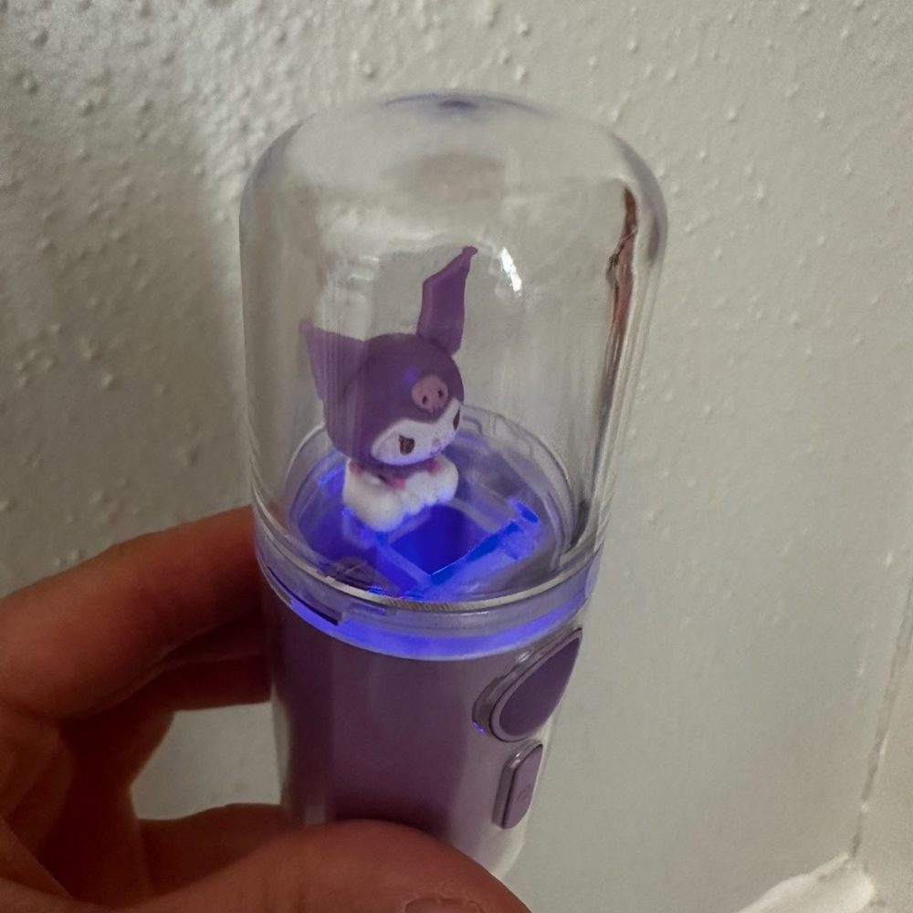 Kuromi hand held humidifier - Picture 4 of 4